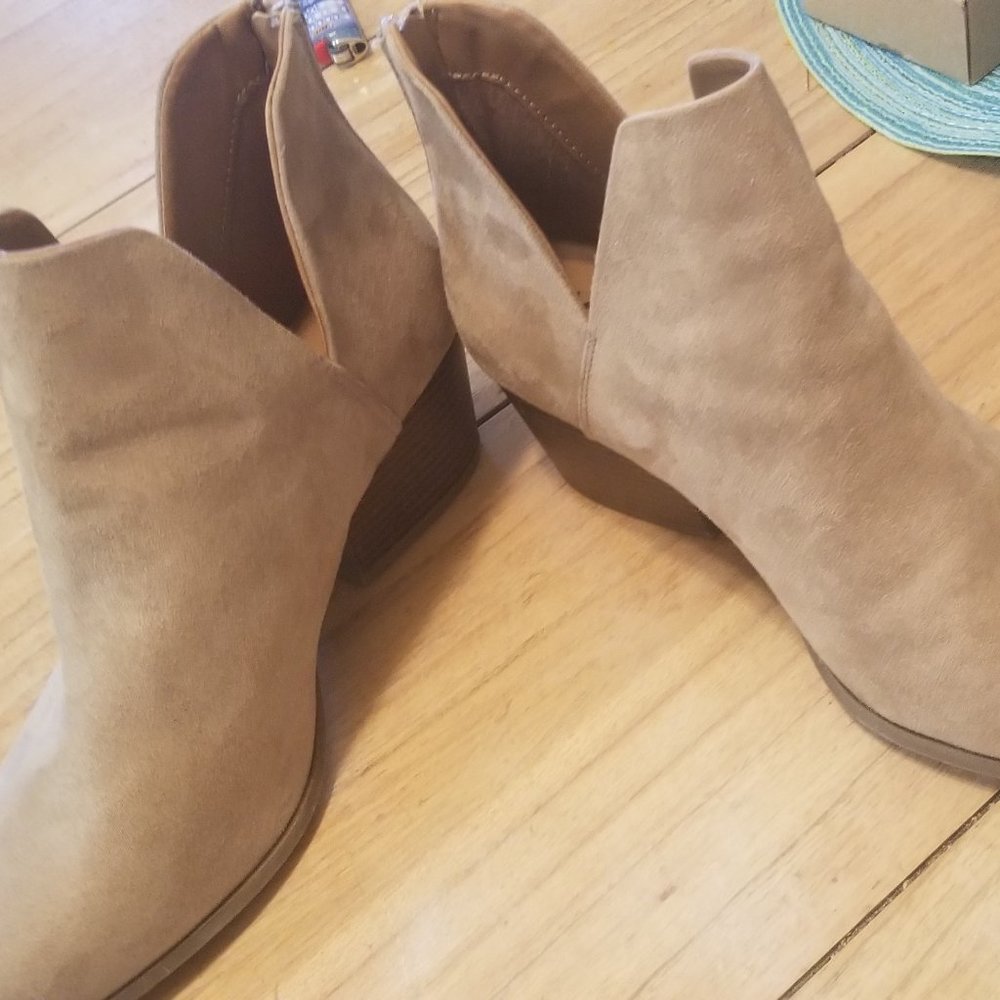 Ankle boots